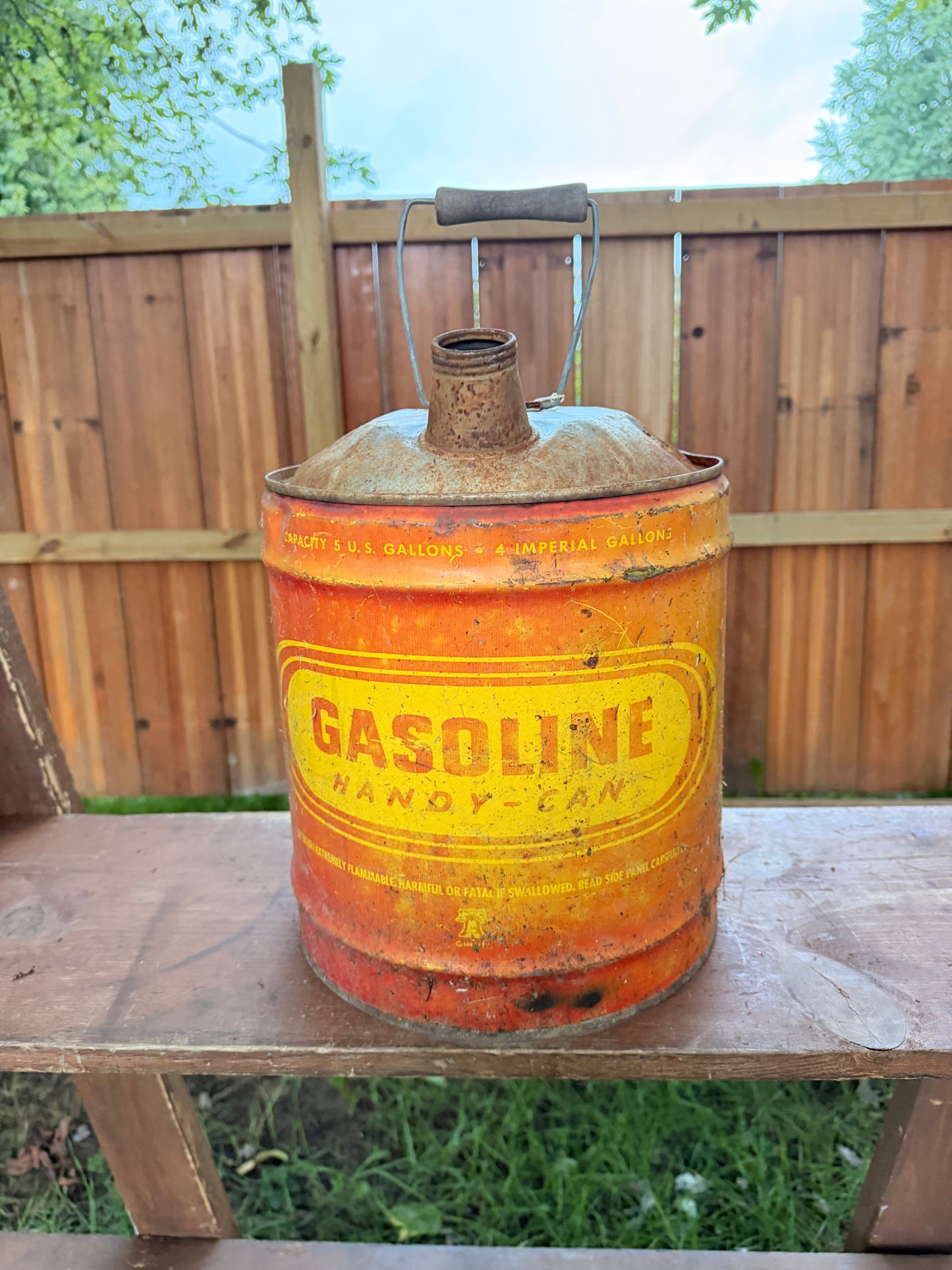 Hand cut gas can Jack-o-lantern C4