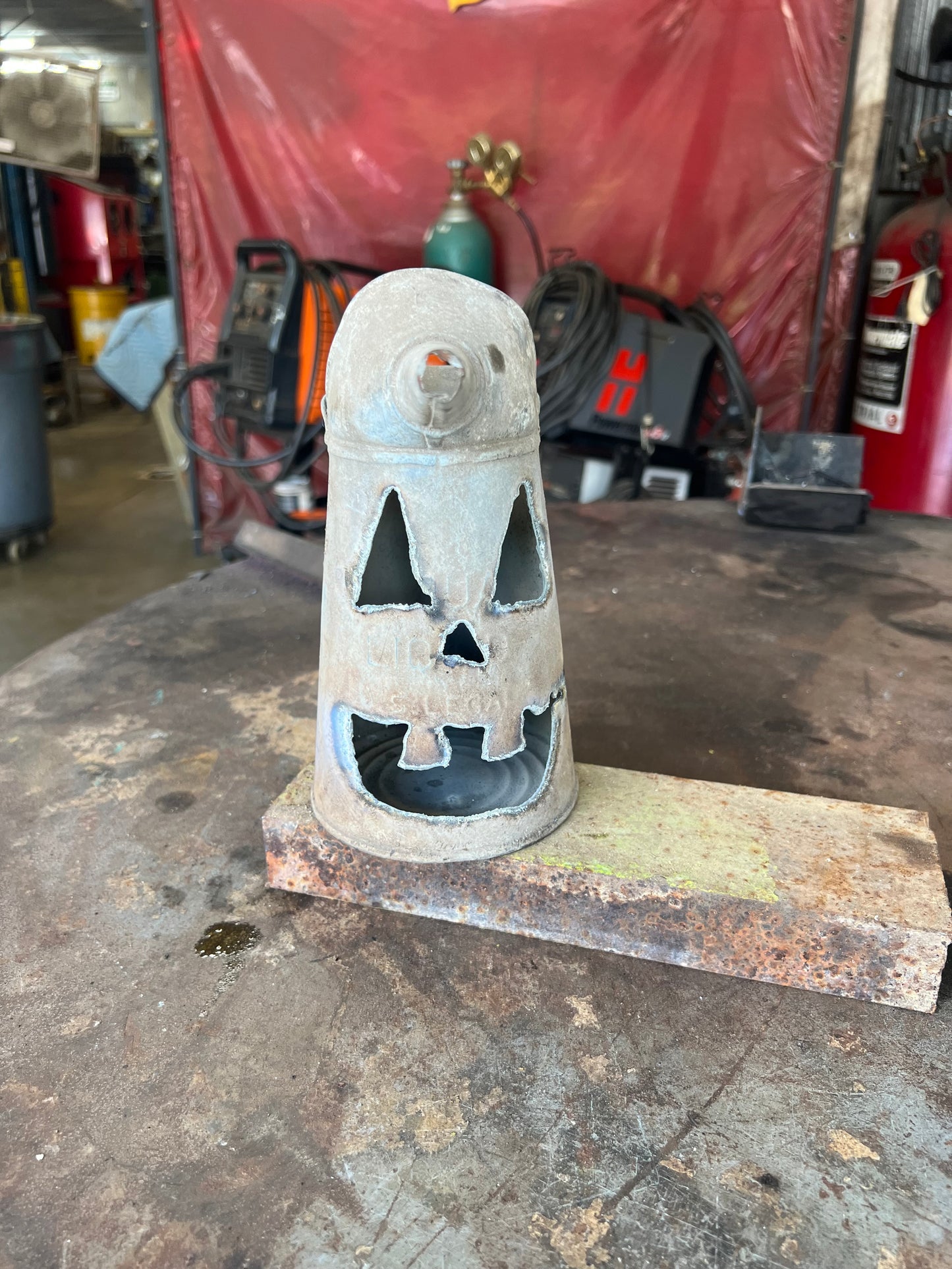 Jack-o-lantern Oiler oil can B3