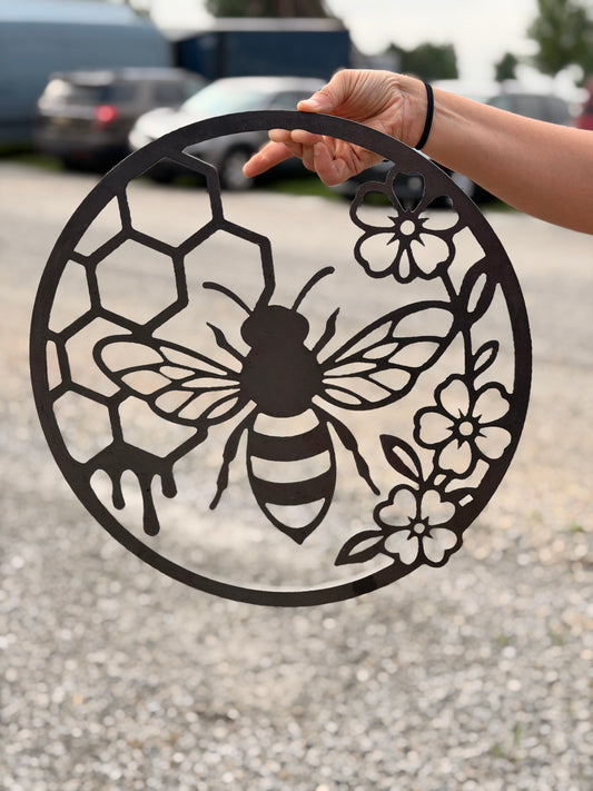 Honey comb bee metal round decor