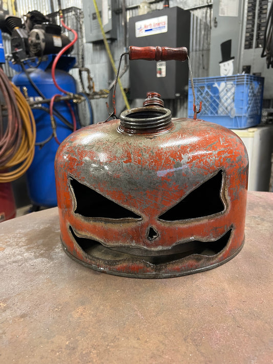 Squatty Jack Jack-o-lantern gas can