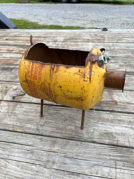 Pig planter rustic yellow repurposed metal art (B)