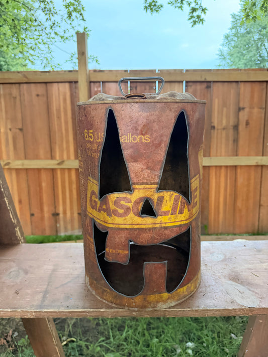 Hand cut gas can Jack-o-lantern C20