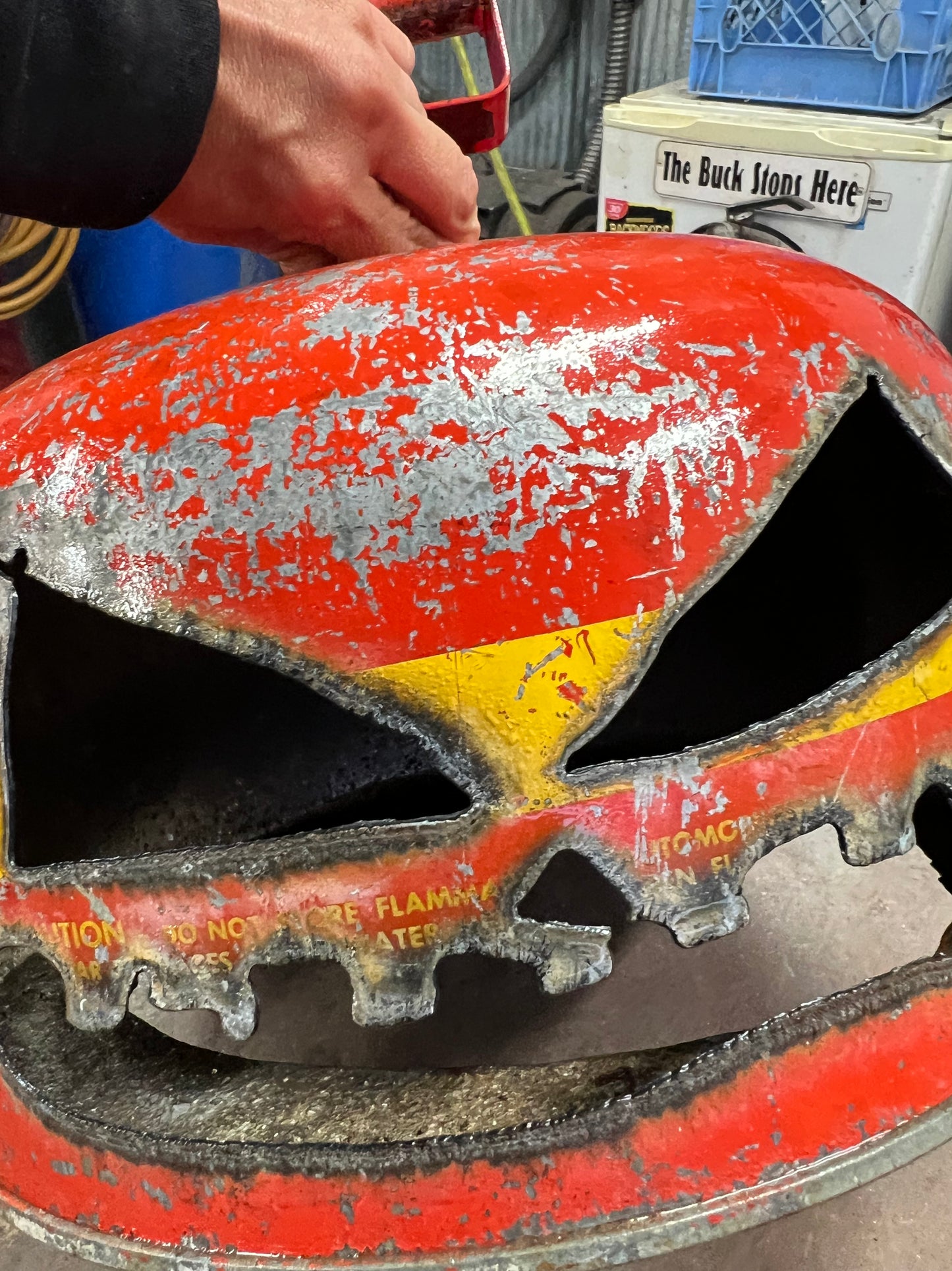 Squatty gas can jack-o-lantern please read description