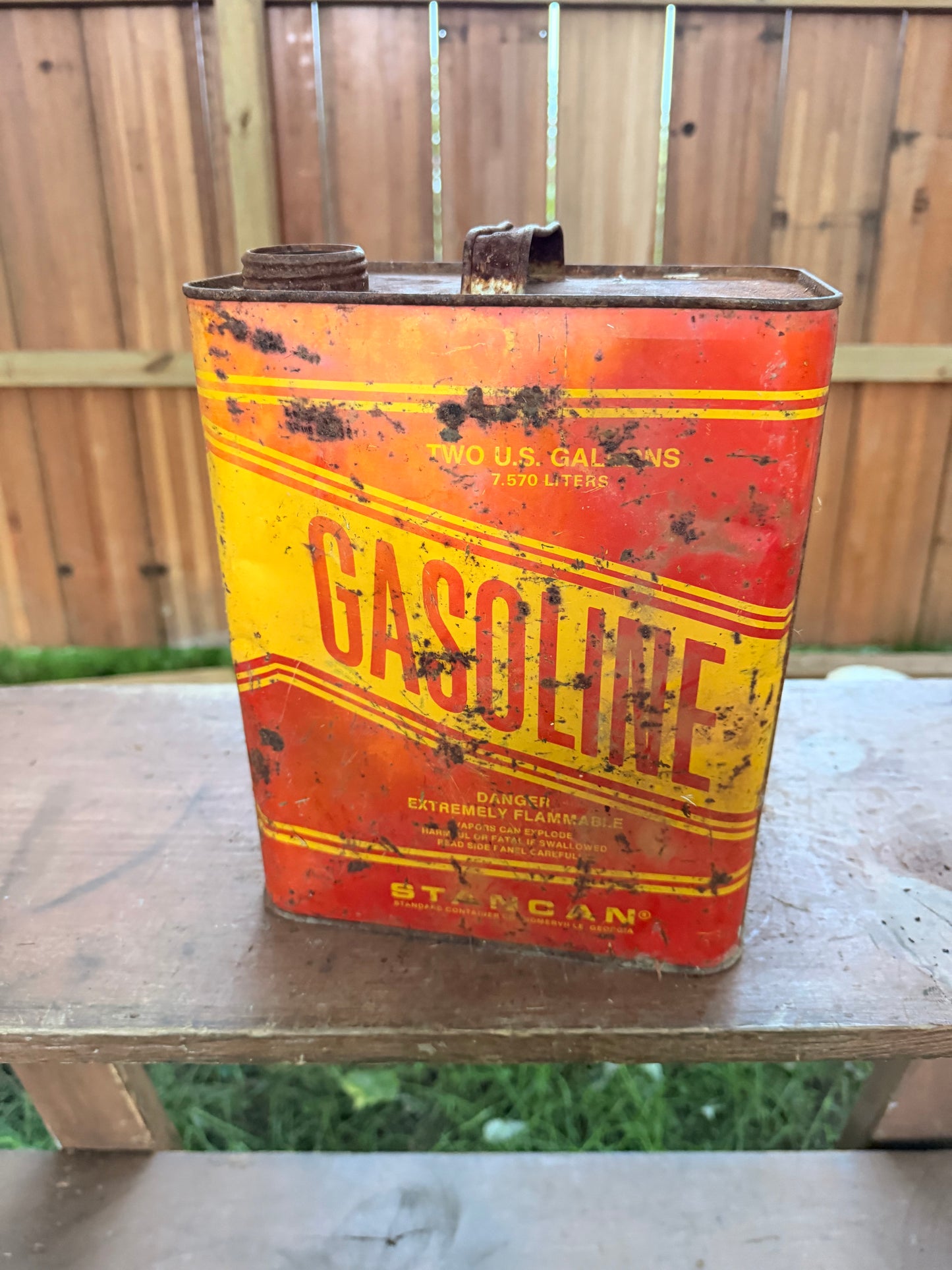 Hand cut gas can Jack-o-lantern C13